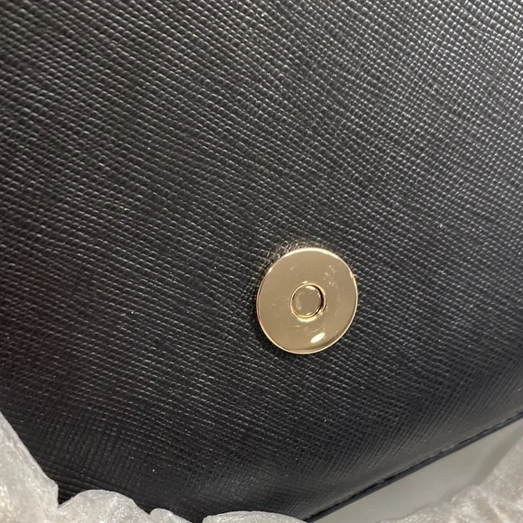 Kate Spade Carson Convertible Crossbody Black Saffiano Leather Preppy NWT - Picture 8 of 15